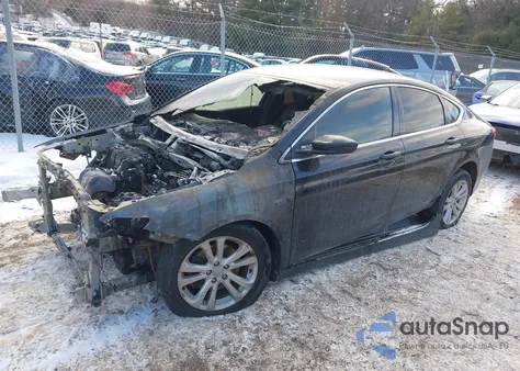 2017 Chrysler 200 Limited Platinum z USA, uszkodzony, nr VIN 1C3CCCAB1HN511211